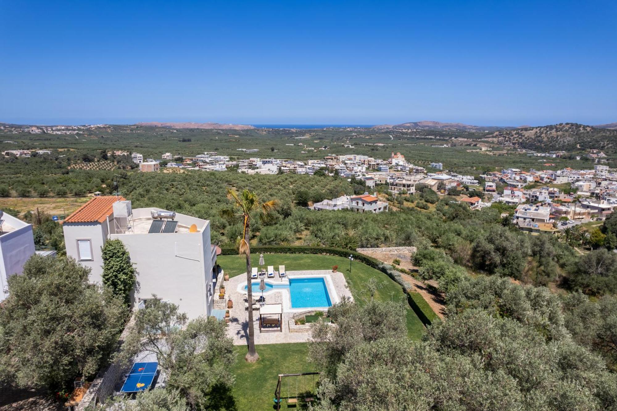 Villa Elisabeth Perama  Esterno foto